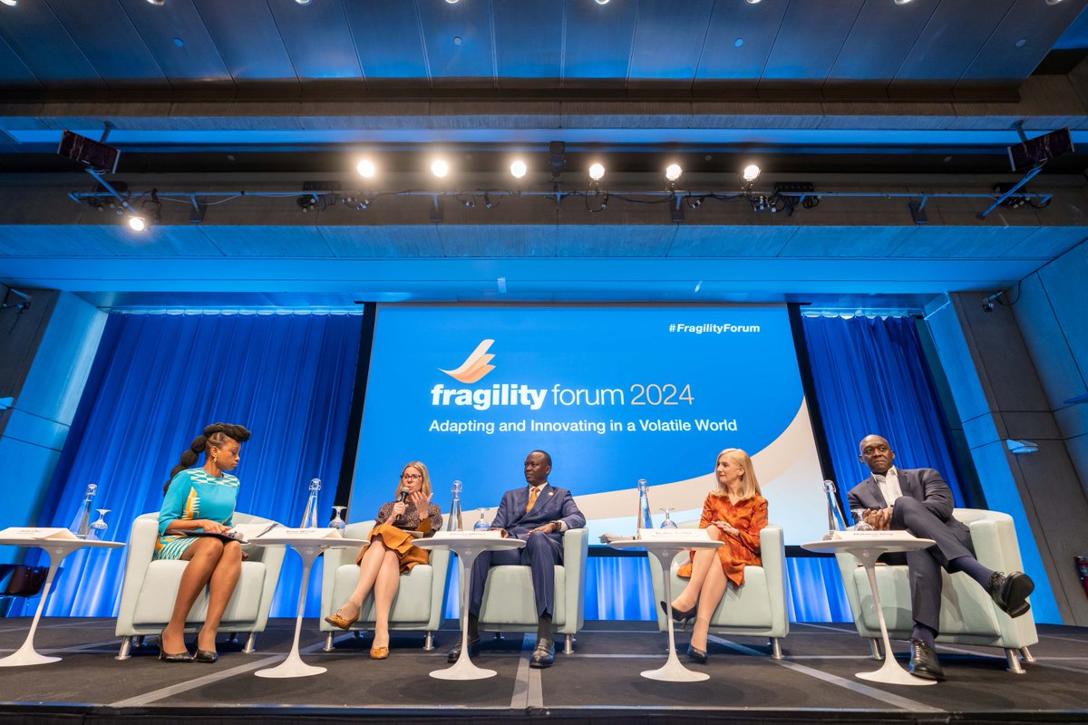 AlbankAldawli's tweet image. اجتمع قبل عدة أسابيع نخبة من واضعي السياسات وصناع التغيير من قطاعات العمل الإنساني والإنمائي ومن المجتمع المدني والقطاع الخاص حيث تم مناقشة الأساليب الجديدة والمبتكرة للعمل في المناطق الهشة والمتأثرة بالصراعات.

◀️شاهد الإعادة: wrld.bg/CSTb50R1wN2

#FragilityForum