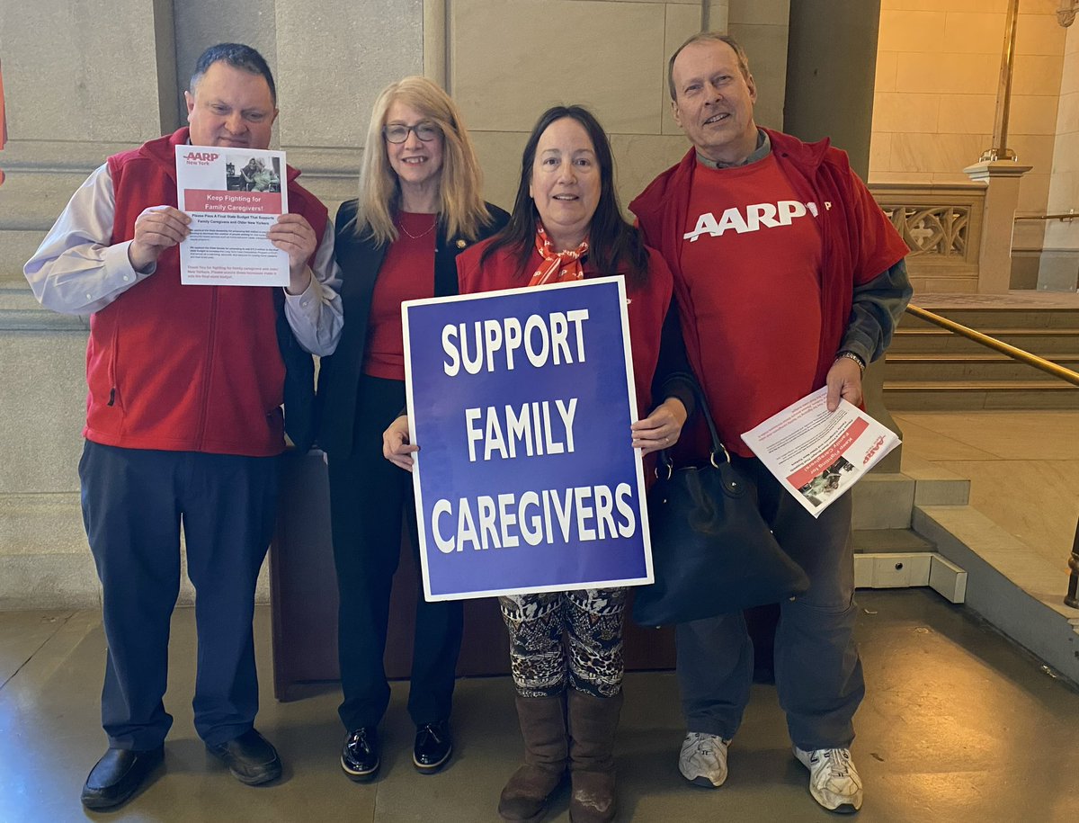 Low wages, poor working conditions & high turnover has decimated the home care industry. Investing in #CareNotProfits will ensure increases go into workers’ pockets, not insurance company coffers.💰 We need Home Care Savings & Reinvestment Act to deliver true #FairPay4HomeCare!