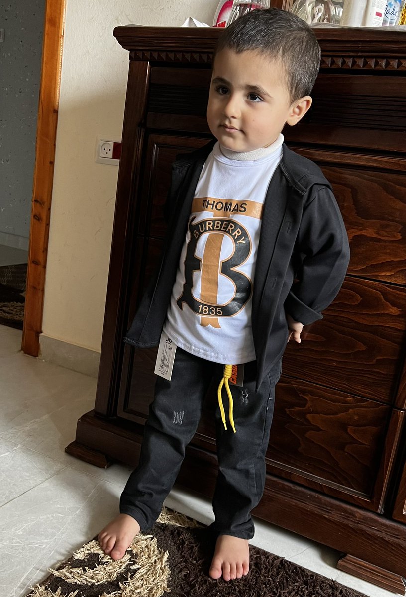 AbujomaaGaza's tweet photo. This time last year, I bought new clothes for him.. He wore them and they were very beautiful.. We were happy and he was happy..

This year, he is not here, his mother is not here and I am not happy! My heart is broken! https://t.co/GmYkz7Npgo