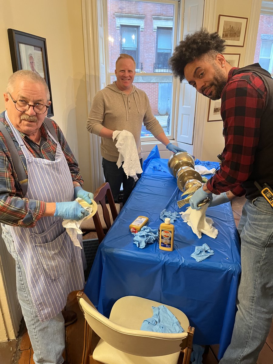 Old North’s annual Brass Polishing Party took place this weekend! Parishioners and friends gathered to shine up the church’s chandeliers before Easter. They look so good you would never know they’re 300 years old!