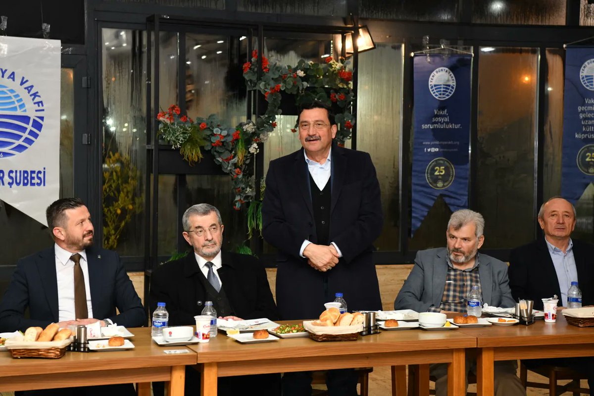 balikesirydv's tweet photo. Yeni Dünya Vakfı Balıkesir Şubesi Geleneksel İftar Programımızı gerçekleştirdik. https://t.co/truBB8d6FL
