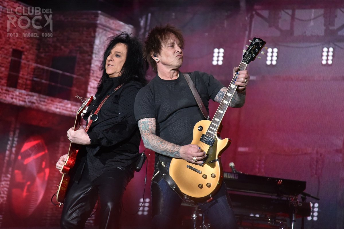 ElClubDelRock's tweet image. Conquista @BillyIdol al @vivelatino con una nostálgica presentación

Galería: Billy Idol en el Vive Latino 2024 elclubdelrock.com/conciertos/gal…

Fotos @RachelNitro