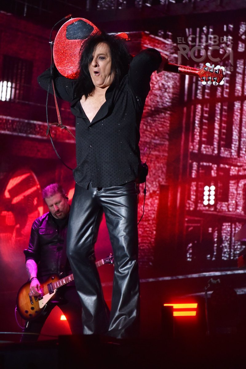 ElClubDelRock's tweet image. Conquista @BillyIdol al @vivelatino con una nostálgica presentación

Galería: Billy Idol en el Vive Latino 2024 elclubdelrock.com/conciertos/gal…

Fotos @RachelNitro