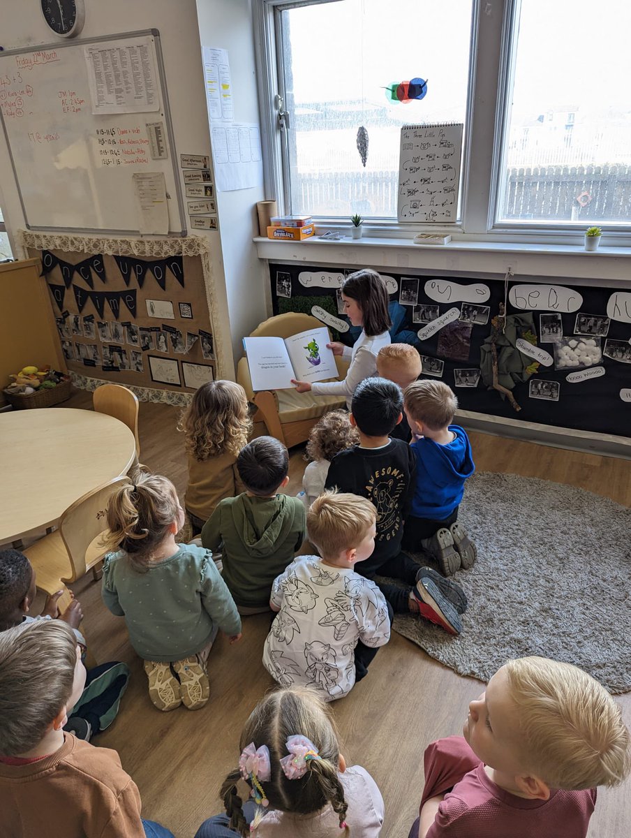 Some mystery readers into our EYC for a visit #P4readers #shareabook #readmeastory