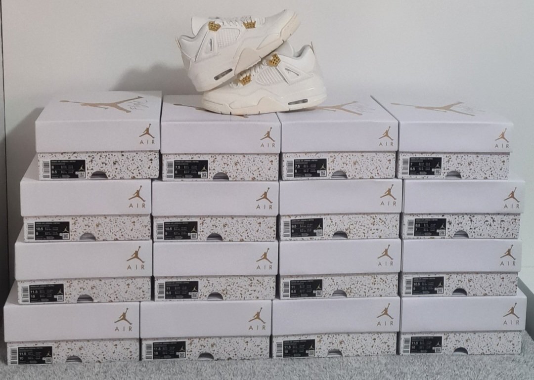 SharkSnkrs tweet media