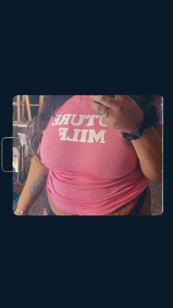Bunni_Bae's tweet photo. 🫦🩷#FutureMilf #MILF #Mommy #BBW #DannyDuncan #PinkMilf https://t.co/pQoGr6e7Dw