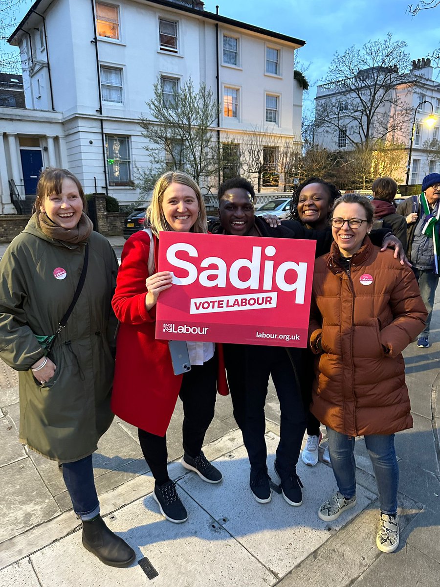 What a treat to be out in Primrose Hill with so many brilliant @CamdenLabour council colleagues! Solid support for @SadiqKhan and @anne_clarke on the doorstep🌹