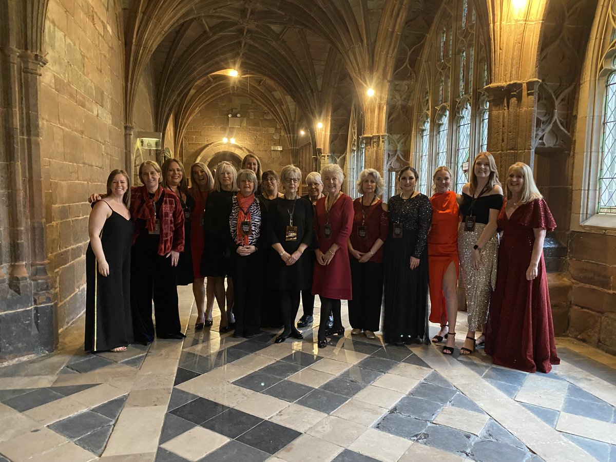 StRichardsHosp's tweet photo. A HUGE thank you to all who made our Grand Gala Dinner a resounding success! ✨ #WorcestershireHour

Your attendance and generous support made our celebration of 40 years of St Richard's Hospice truly magical. 

Stay tuned for more photos and the final total raised! https://t.co/uJR09OPwdN