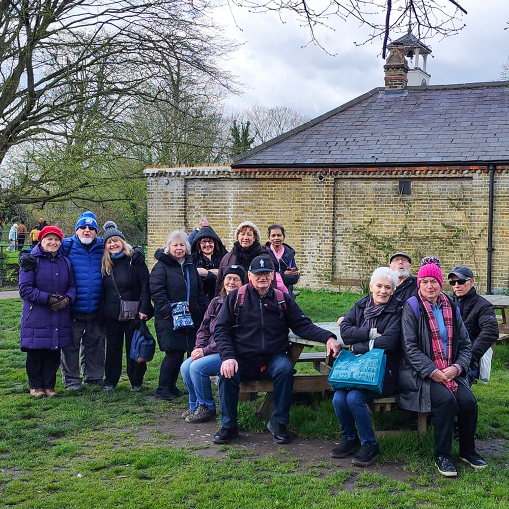 Last Saturday marked the first official Spring #walkandtalks of 2024. 
Lovely to see photos from the #MordenHall walkers in front of #CanonsHouse and the #TootingCommon and #PollardsHill #walkandtalk groups.
#WeWalkandTalk #TheWalkandTalkMovement #ForestFriendsNatureTrail