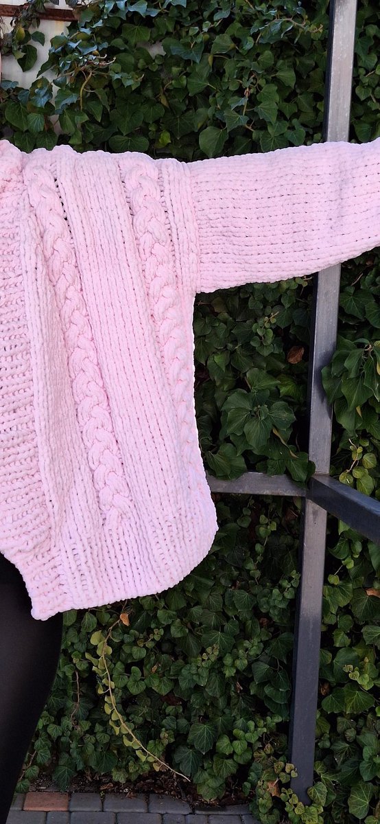Zartanec's tweet photo. #cardigan #casual #pink 
Elegant Handmade Jacket 
https://t.co/7fdpPBIFEF… https://t.co/e54mIbW51f
