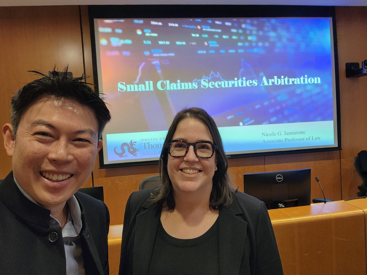 .@DrexelKlineLaw Professor Nicole Iannarone visited Dickinson Law today and provided a CLE presentation on small claims securities arbitration. Professor Iannarone is pictured with @DMConwayDean and @lawlancer. Thank you for visiting, Professor Iannarone! #PracticeGreatness