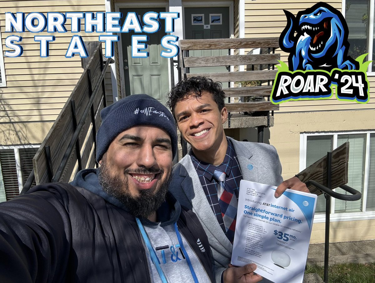 Flyering for AT&T Internet Air with our #Prime pARtners Yale location on this nice spring day! #Roar24 #wiNEverything @firas_smadi @keroninc @emilywiper @TheRealOurNE @Hope_Chapman @CarlosALoaiza13