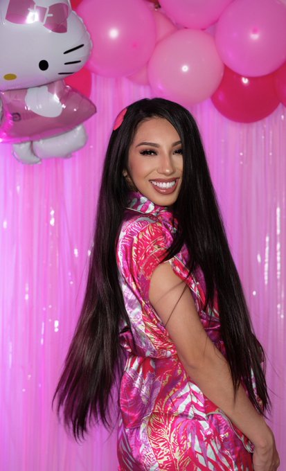 👋😸💖 https://t.co/snsEEQPRHF