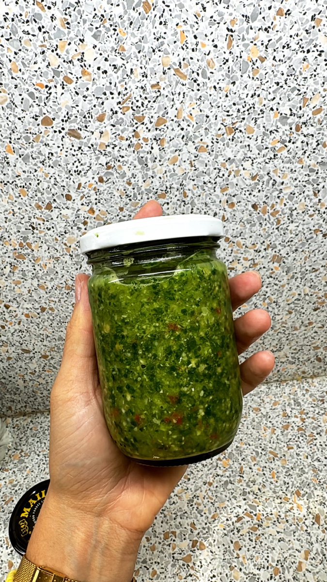 Spiced up my Afghan chutney recipe with an extra kick of pepper! 🔥🌶️ Who's ready for some bold flavors? #AfghanCuisine #SpicyChutney