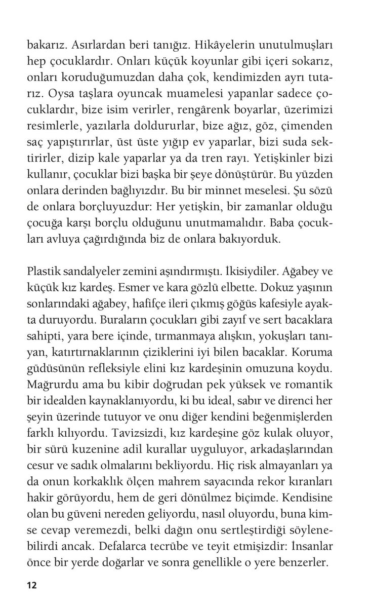 @fzlt_zdkr Kitabı merak edenler ilk dört sayfasını okuyabilir, ilginizi çekeceğine şüphem yok. Birçok kitap tavsiyesi yaparız, içlerinden pek azının ısrarla okunmasını isteriz, Fazi bu hakkını iyi bir kitapta kullanıyor, dikkate alın derim...