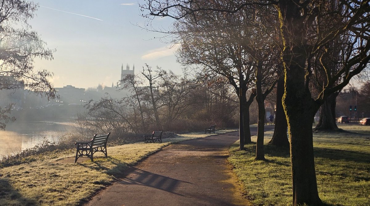 #WorcestershireHour Early morning light was pretty scenic few weeks ago...