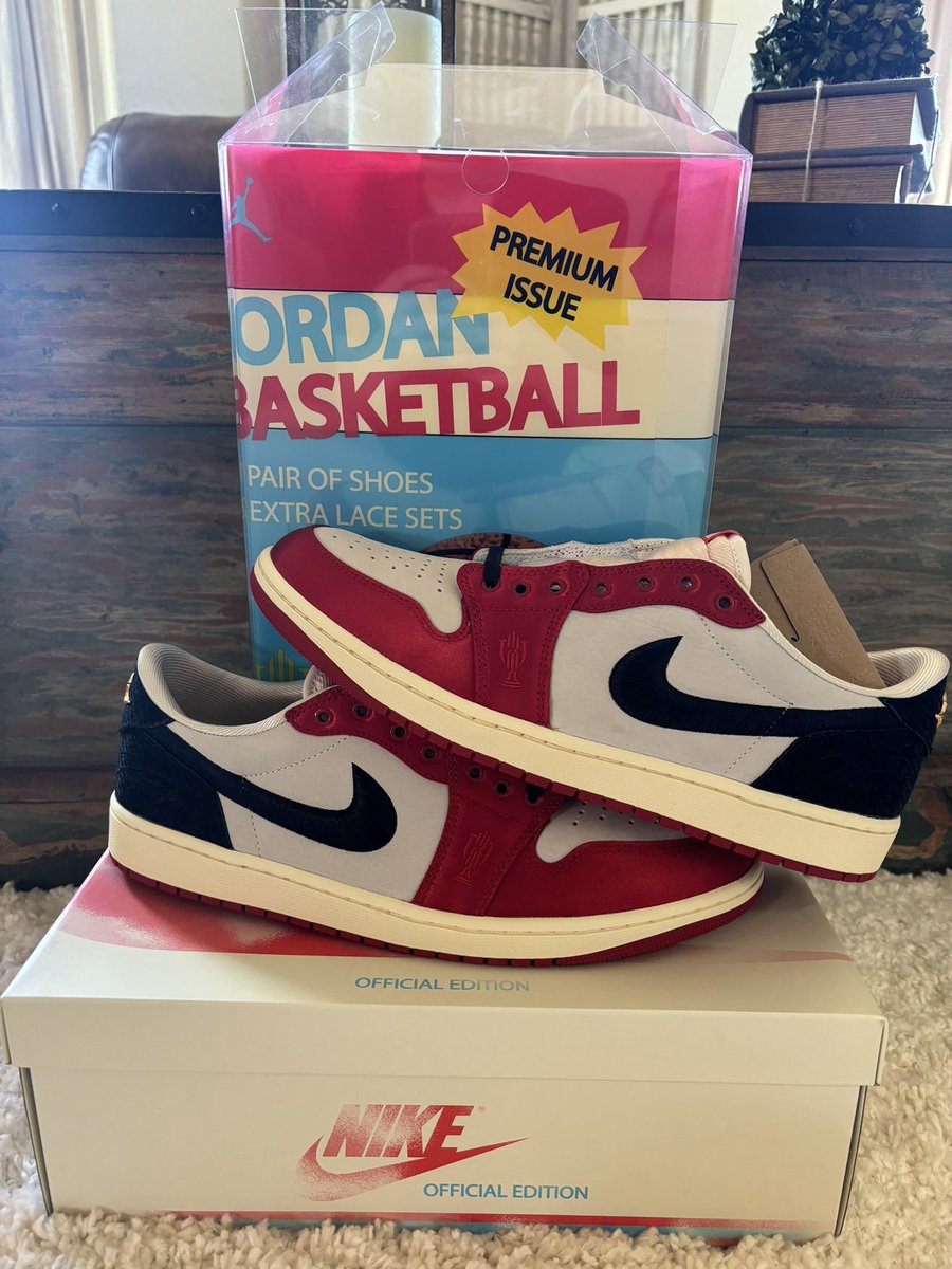Awesome pair in hand! Thanks <a href="/nikestore/">Nike.com</a>