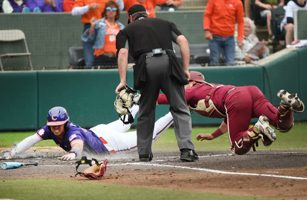 Blake Wright of @ClemsonBaseball named #ACC Player of the Week. Here's why: In 5 games last week, including a sweep of @FSUBaseball, he batted .591 with 6 HRs and 21 RBIs. bit.ly/4akPlYw