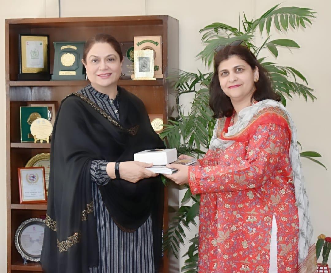 Chairperson Nilofar Bakhtiar & Gulmina Bilal, Chairperson of the National Vocational Technical Training Commission @NAVTTCOfficial met today to strategize on dismantling barriers & empowering women economically through skill enhancement. #WomenEmpowerment #SkillsTraining