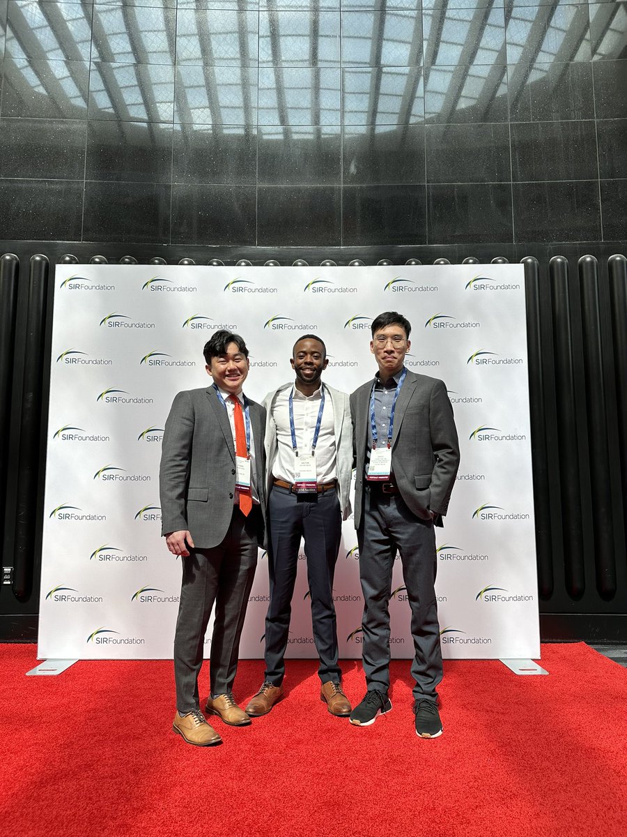 ryoonuf's tweet photo. Conferences are even more fun with your homies 🤩 @WiltonFidelis  
Immersive and educational time at #SIR2024 and incredibly humbled and thankful to have amazing mentors in my corner like @johnsmirnMD @DigitalAngio @Georgetown_IR highly recommend to students w/ interest in IRON https://t.co/30GBgRXr7o