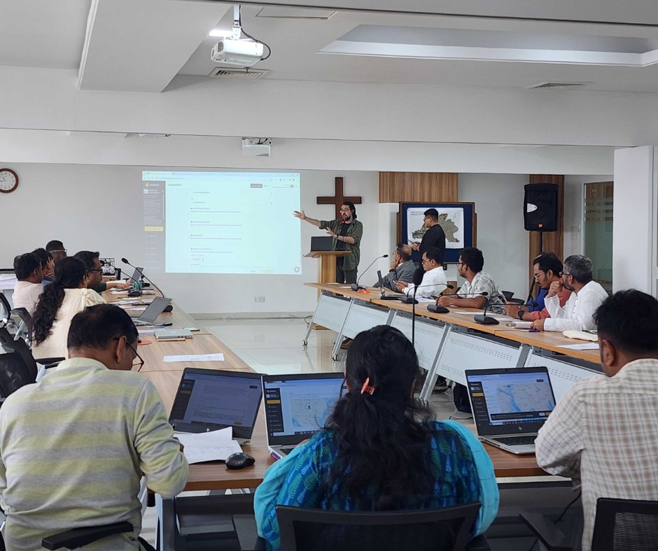 Day 2 of the Dhaka Co-Creation Workshops in partnership with World Vision Bangladesh.

Stakeholders shared their visions, insights, and initiatives that align with our open-mapping aspirations in Dhaka, Bangladesh.

#APHub #OM4Resilience