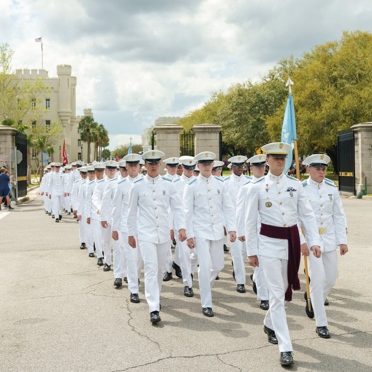 I'm very thankful for this great opportunity to attend @Citadel1842 and to be a member of @CitadelTFXC . This has been a wonderful experience and thankful for the help getting here. @MeadowcreekHigh @BHarrison92 @BURDEZZZZZYYYYY @Jccoach11 @tbanks1906