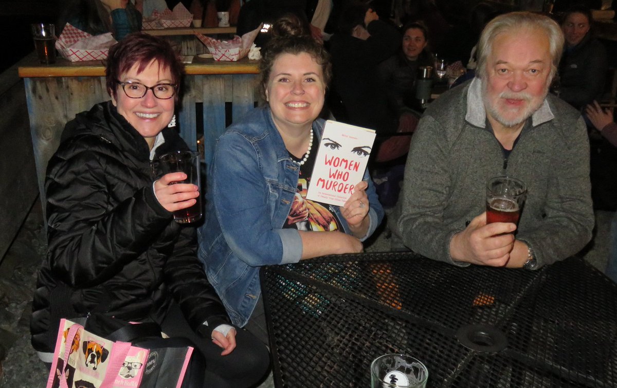This is what happens after #truecrime #writers have left the bookstore. #WomenWhoMurder #authors #bookrelease #newbooks #BooksWorthReading #bookstoread @mangopublishing #AuthorsOfTwitter #writersoftwitter #craftbeer #criminalminds #justpublished #bookboost mitziszereto.com