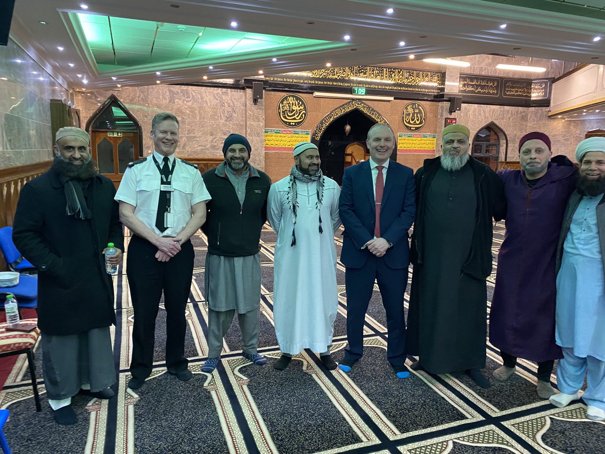 The Principal, Mr Wilson was very honoured to be invited to Greengate Mosque, Oldham to attend the Community Iftaar. It was great to hear reflections about Ramadan and fasting as well as sharing some great food together to break the fast. #ramadanmubarak  #iftar #communityiftaar