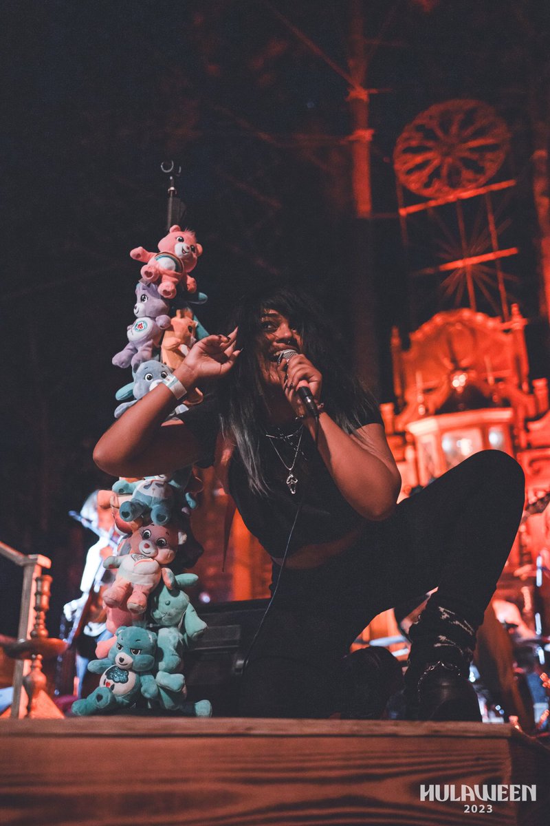 ashascreams's tweet image. GILT x Care Bears forever
🧸
first pic by @jagwire_c 
second pic by vonrphoto (ig)