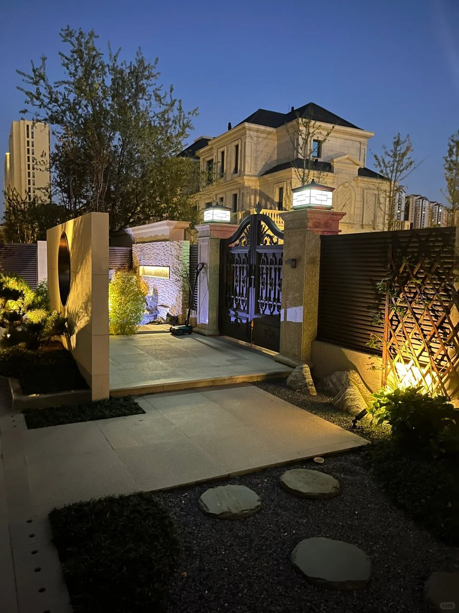 Cc6Lin's tweet image. 半分の生活です
半分ロマンチックです🌹