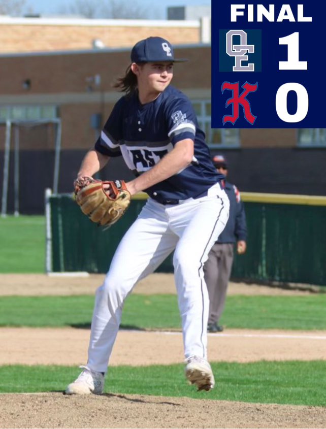 🚨WOLVES WIN🚨

Oswego East - 1 
No. 13 Kenston (OH) - 0

⭐️⭐️⭐️ - Bode Bregar 7IP 1H 0ER 8K

Wolves take down a defending Ohio state champ in Kenston High School. 

Our second game of the day has been rescheduled to tomorrow night at 7pm.