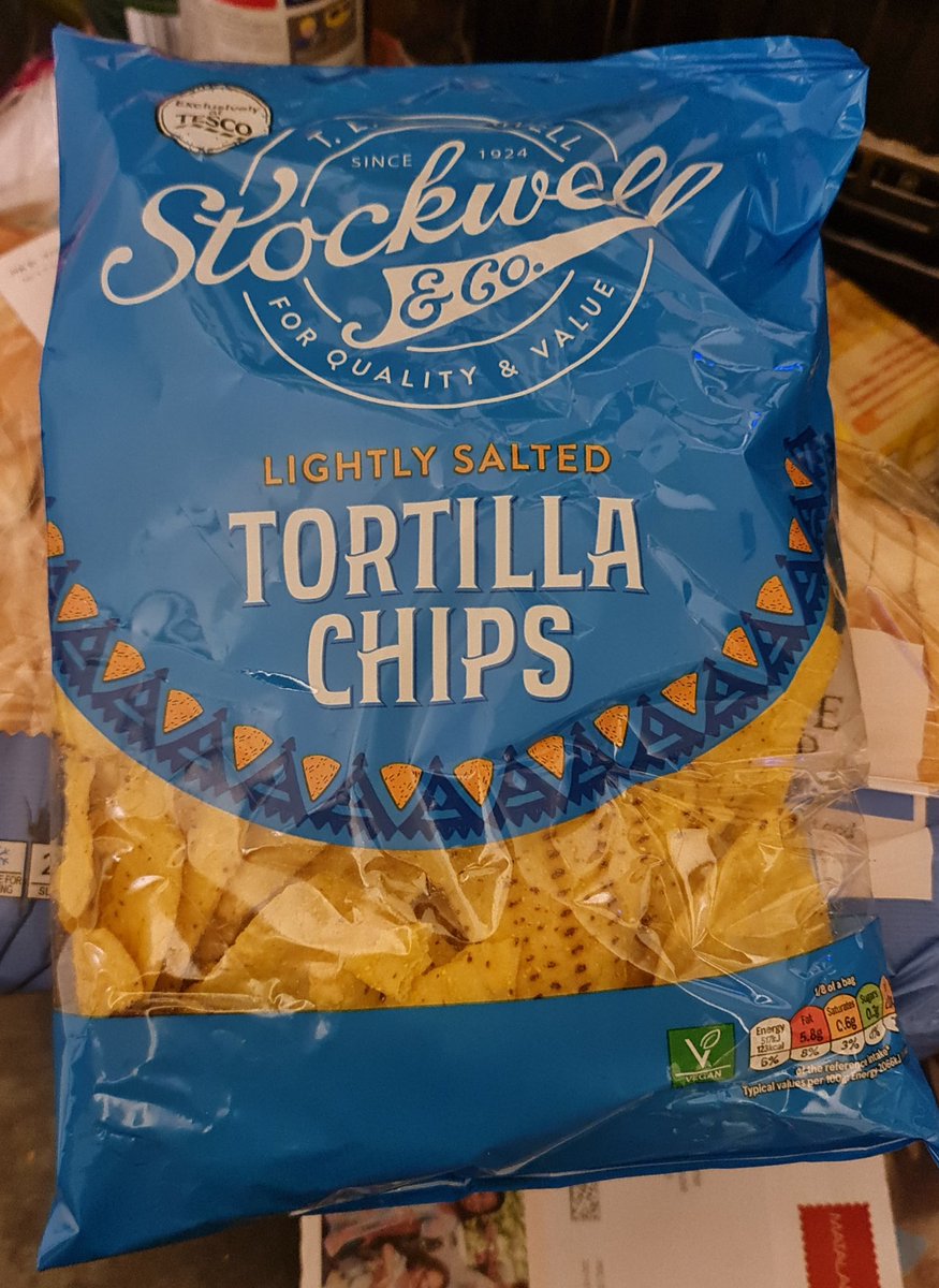 emmajporter's tweet photo. @Tesco Have you tasted your "lightly salted" tortilla chips??? They are 99% salt 1% maize. Basically inedible. Rein in the salt level please! https://t.co/aNthH0OGbz