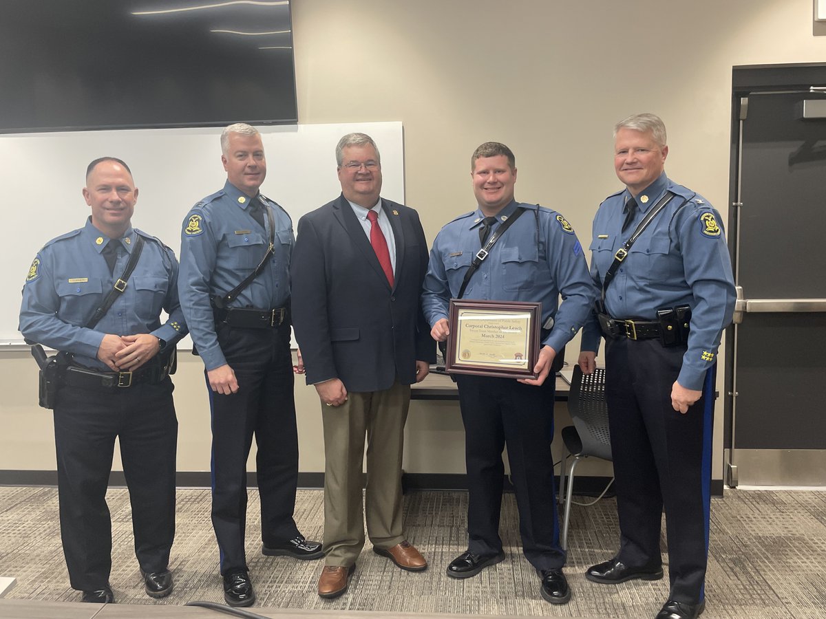 We saluted @MSHPTrooperGHQ Chris Leach of @MSHPTrooperE as @MoPublicSafety Sworn Team Member of the Month. When Cpl Leach found a driver slumped over his steering wheel, he quickly got the man to medical treatment, saving the man's life! Decisive action under pressure! #WeServeMO