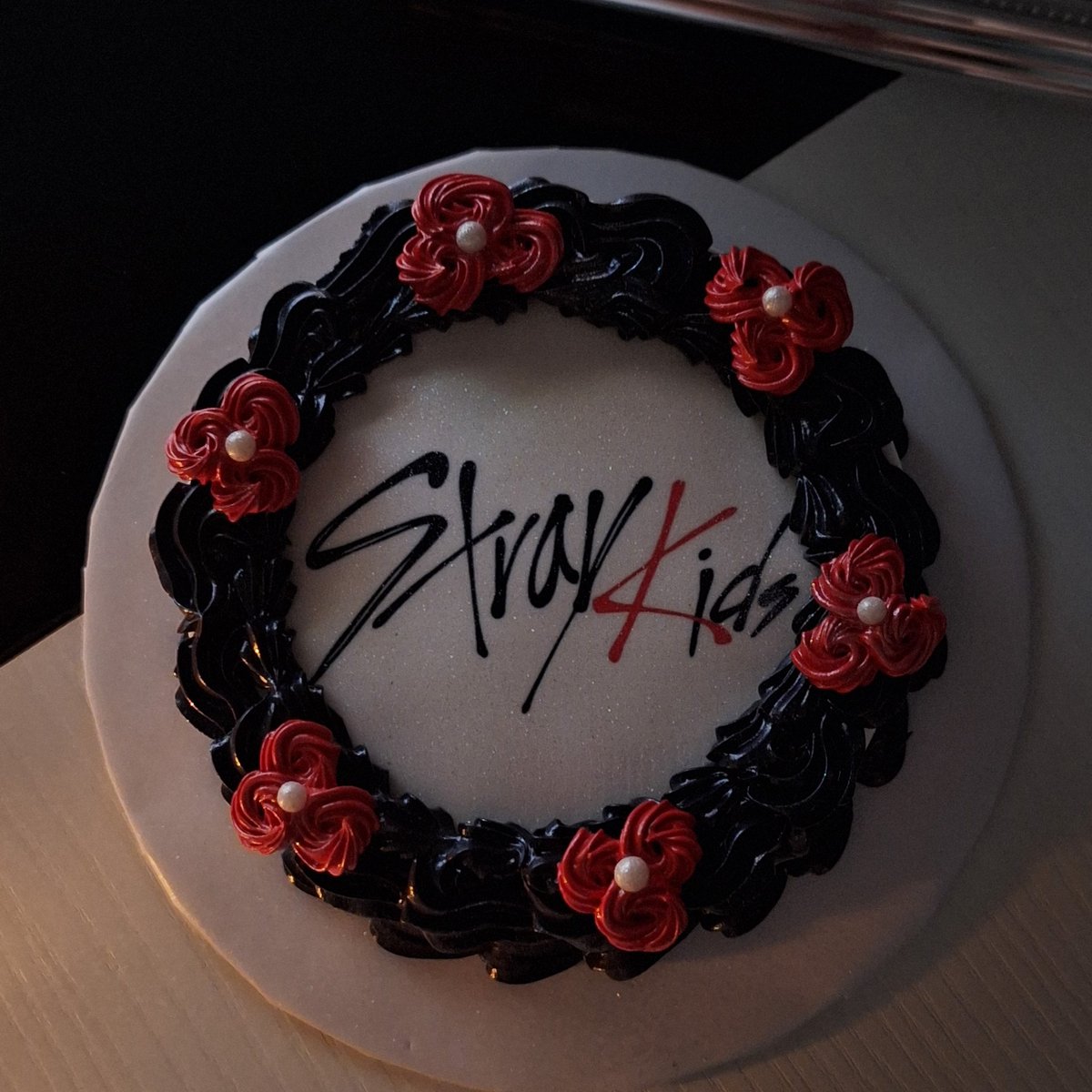 writebyhyunjin's tweet image. mi tartita por el aniversario de los kids &amp;lt;3