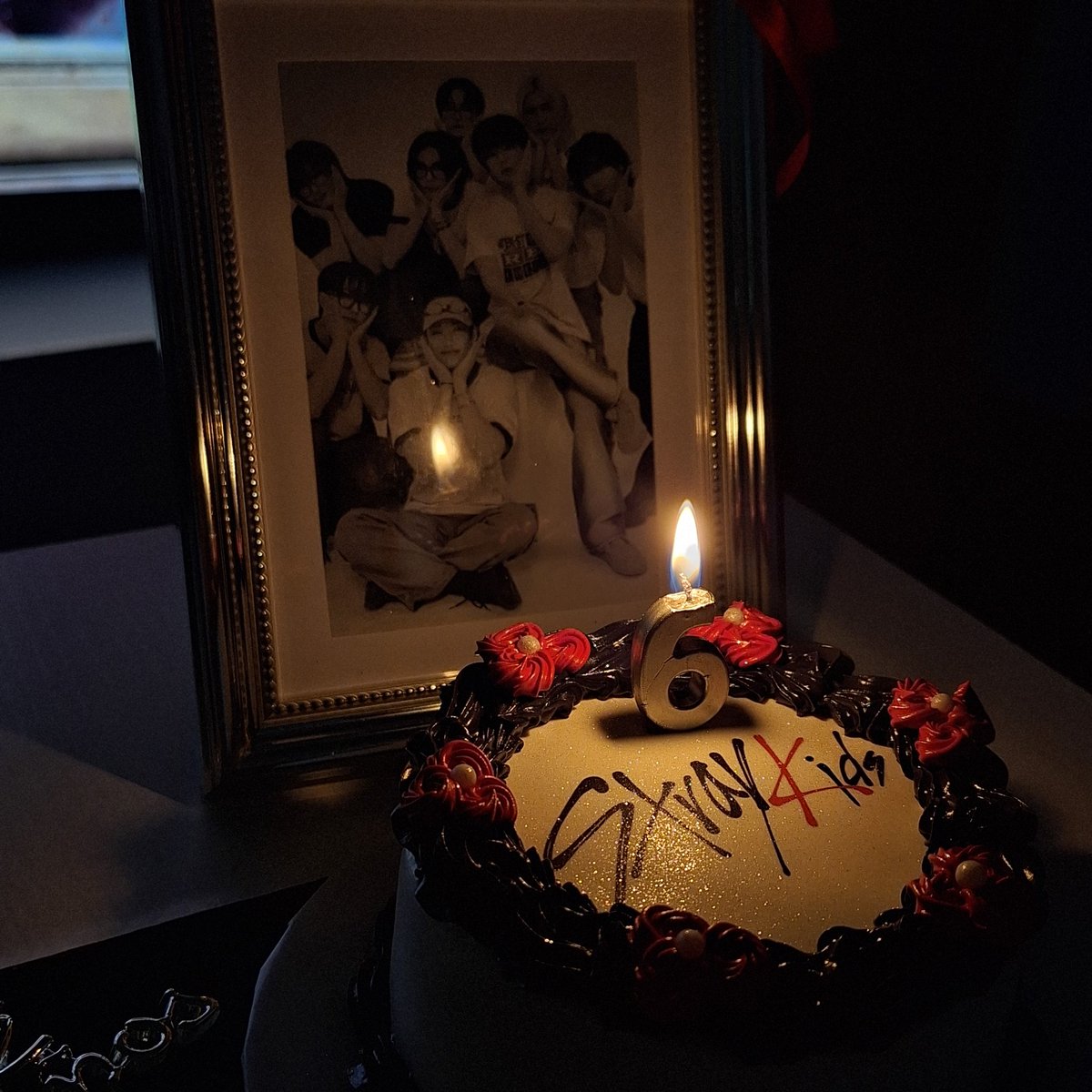 writebyhyunjin's tweet image. mi tartita por el aniversario de los kids &amp;lt;3