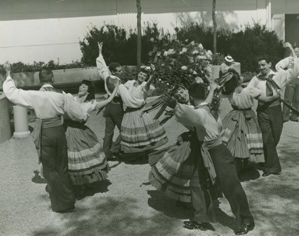 At the 1939 N.Y. World's Fair, the WPA had multicultural exhibits & performances. Since the fair was billed as, 'The World of Tomorrow,' do you think the WPA was trying to teach or tell us something? The value of multiculturalism: accsc.ca/Blog/13205153 #History #NewYork