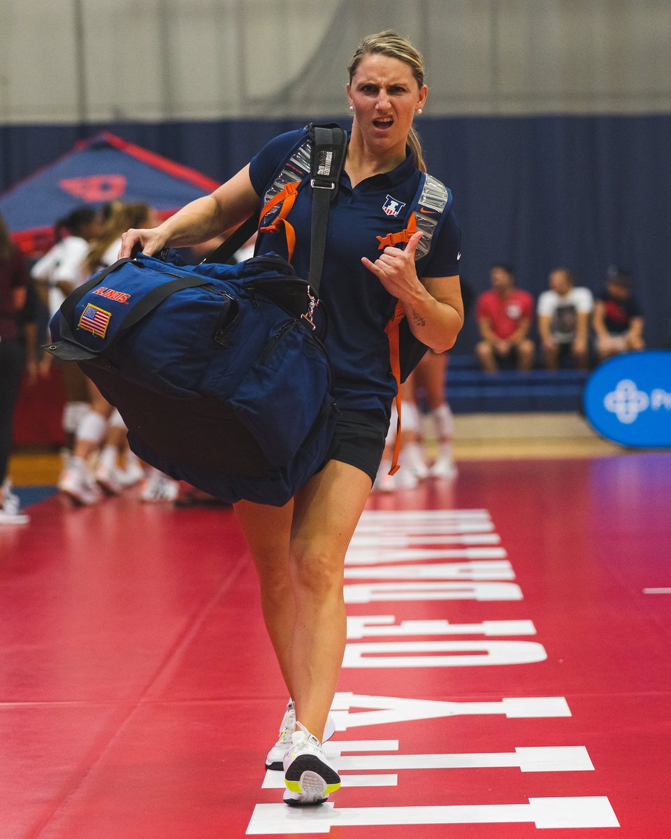 Shoutout to the spunky athletic trainer we know and love 🧡💙

Thank you for all you do for us, Erika!

#Illini | #HTTO | #NATM