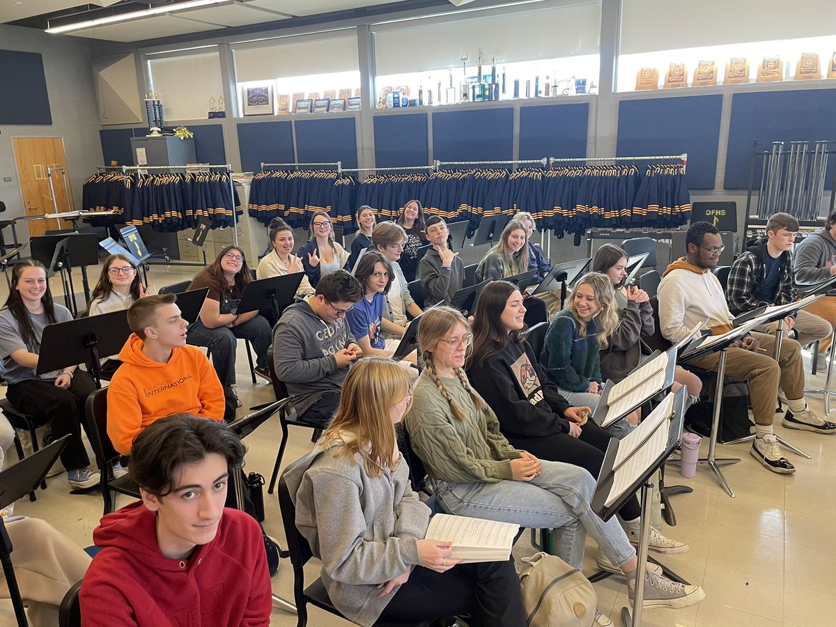 Mrs. Cutarelli tweet media