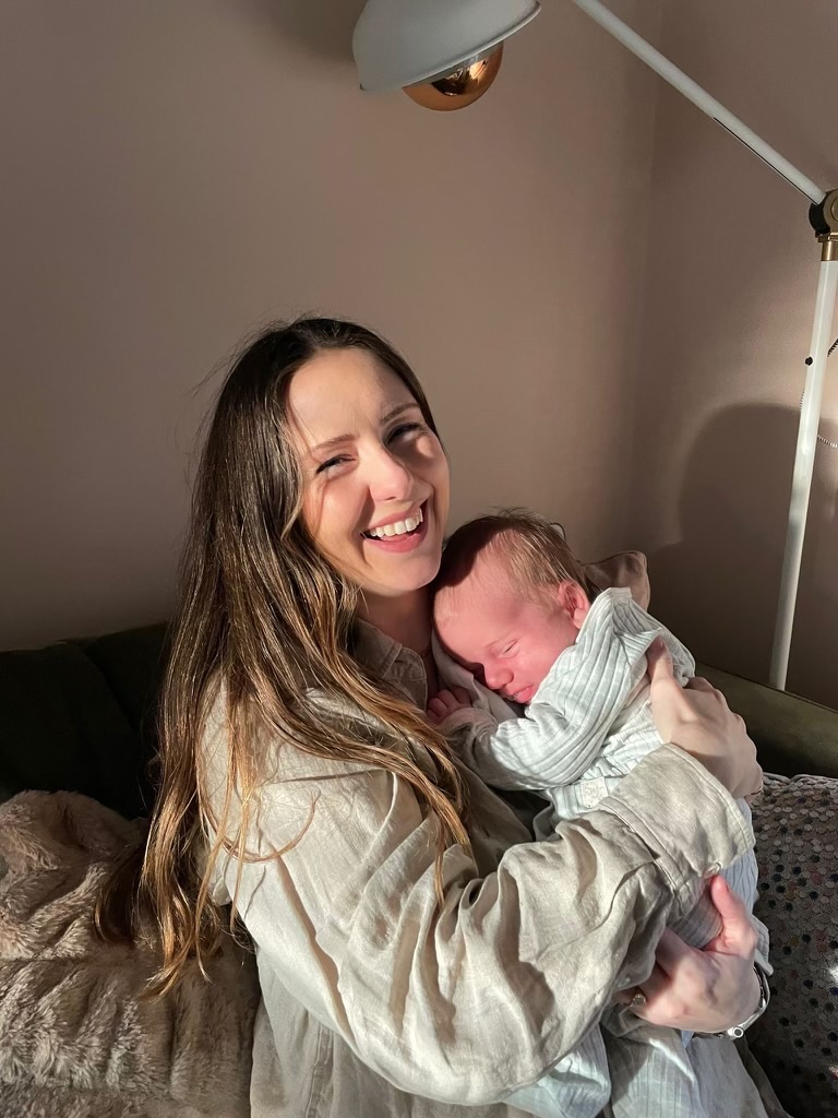 Liz McFall @allartmarkets.bsky.social tweet media