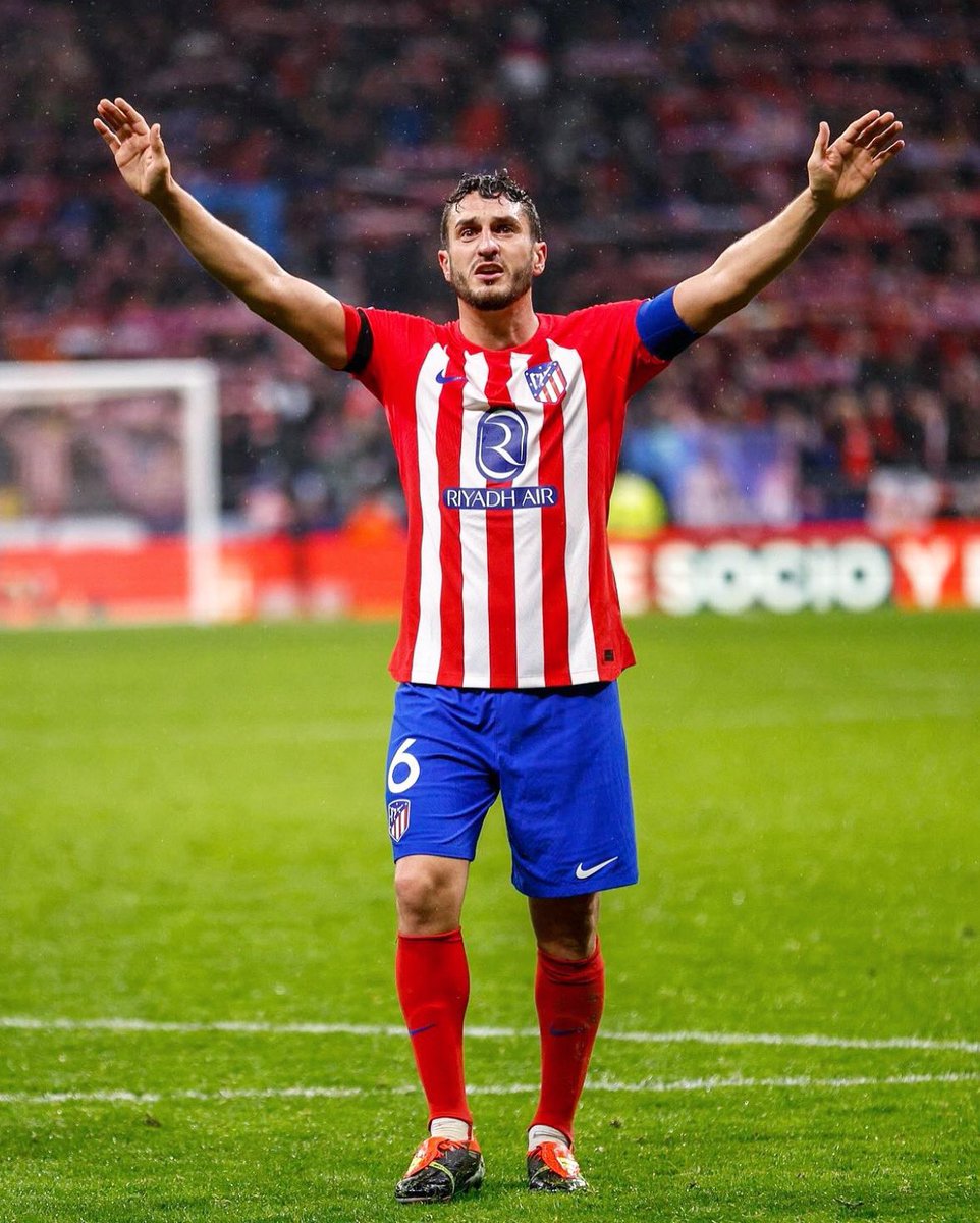 Atletico Madrid, 32 yaşındaki İspanyol orta saha oyuncusu Koke ile Haziran 2025’e kadar yeni bir sözleşme imzaladı. Ayrıca sözleşmede bir yıl opsiyon bulunuyor. #AtleticoMadrid #Koke #transfergelişmesi #transferarenası #transfergundemi #transfergunlugu #transferhattı