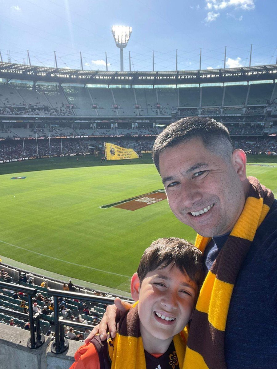 HawksInsiders's tweet photo. Huge shoutout to our partners @TicketverseAUST who we have teamed up with in 2024. They are your place to go to for all your concert, sports and live entertainment ticket needs. The smiles from our Round 2 ticket winners say it all!! 💛🤎 https://t.co/j0tl7ITuxT