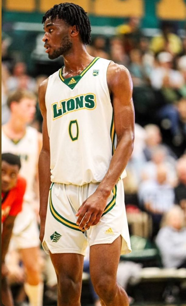 Marshawn Robinson- Off Season Work! I’m in the portal coaches!

youtu.be/-N8uJwttTG4?si… via <a href="/YouTube/">YouTube</a>