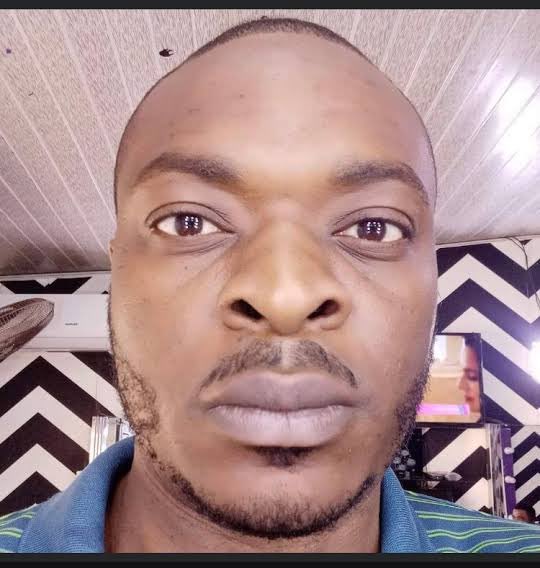 This evening I learned that the @Policeng, under a very despicable way got Martins Vincent OTSE, also known as @thatverydarkman, detained wickedly hiding under cover of the Cybercrime Act because he said things some senior police officers weren’t comfortable with, so also was…