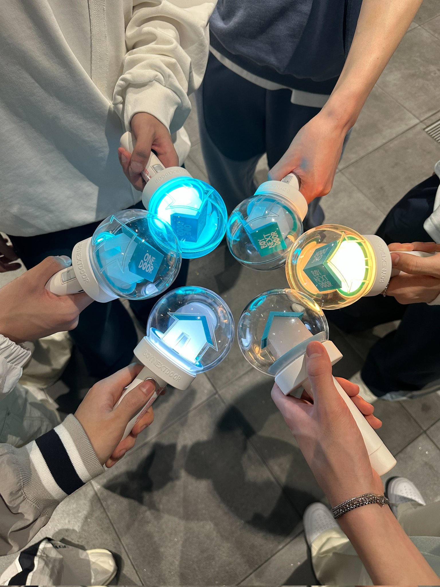 TAESAN テサン BOYNEXTDOOR づらかっ ペンライト ステッカー TAESAN テサン BOYNEXTDOOR づらかっ ペンライト ステッカー
