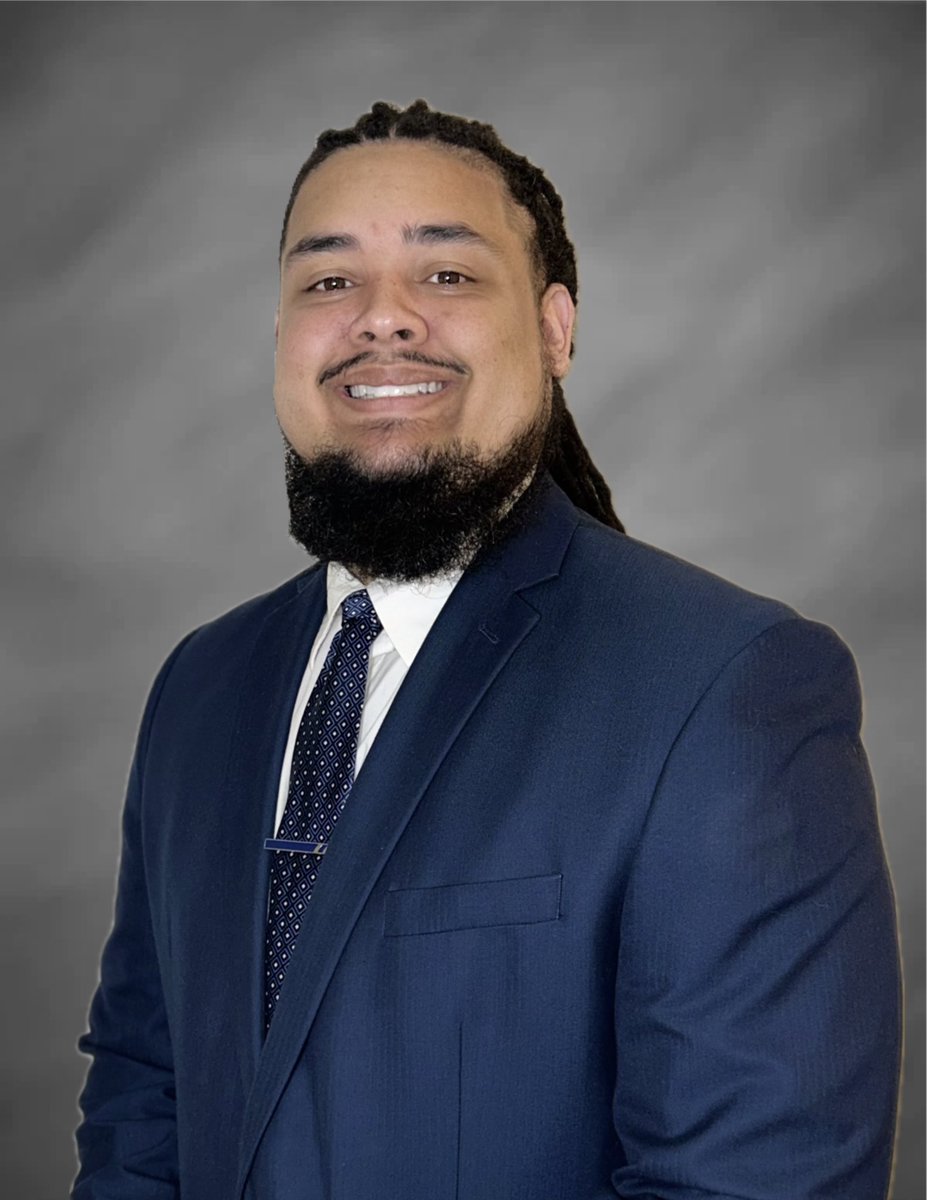 Hey #MedTwitter! My name is Noah Thomas and I am a rising MS4 at Meharry Medical College. I will be applying for Orthopaedic Surgery in the upcoming #Match2025. I am passionate about Ortho, Mentorship, Hunting, and Fishing! This will be an exciting year! #orthotwitter.