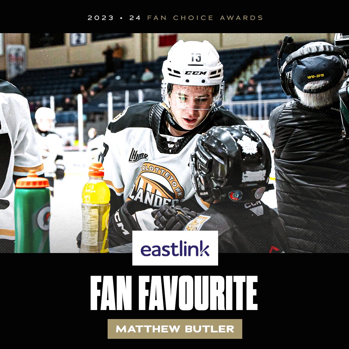 Rookie Matthew Butler wins the Eastlink Fan Favourite award! Congratulations, Matty!
