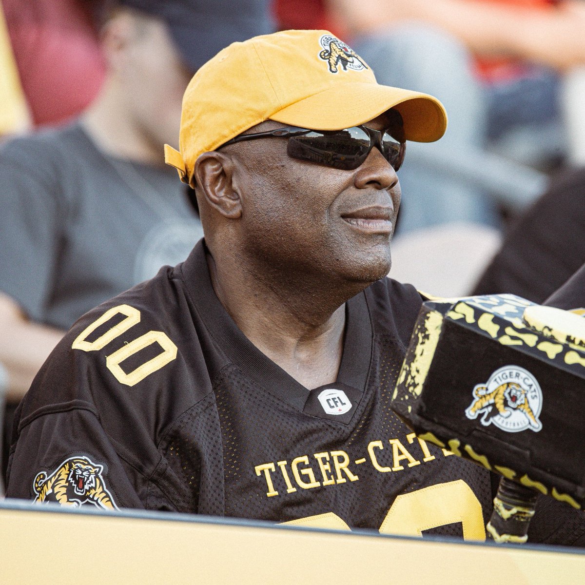 Ticats's tweet image. We’re excited to recognize the BEST fans in the CFL! 

Sign up for Season Seats and secure your spot on the Wall of Recognition ⬇️
🎟️ | ticats.ca/THF10

#HamiltonProud