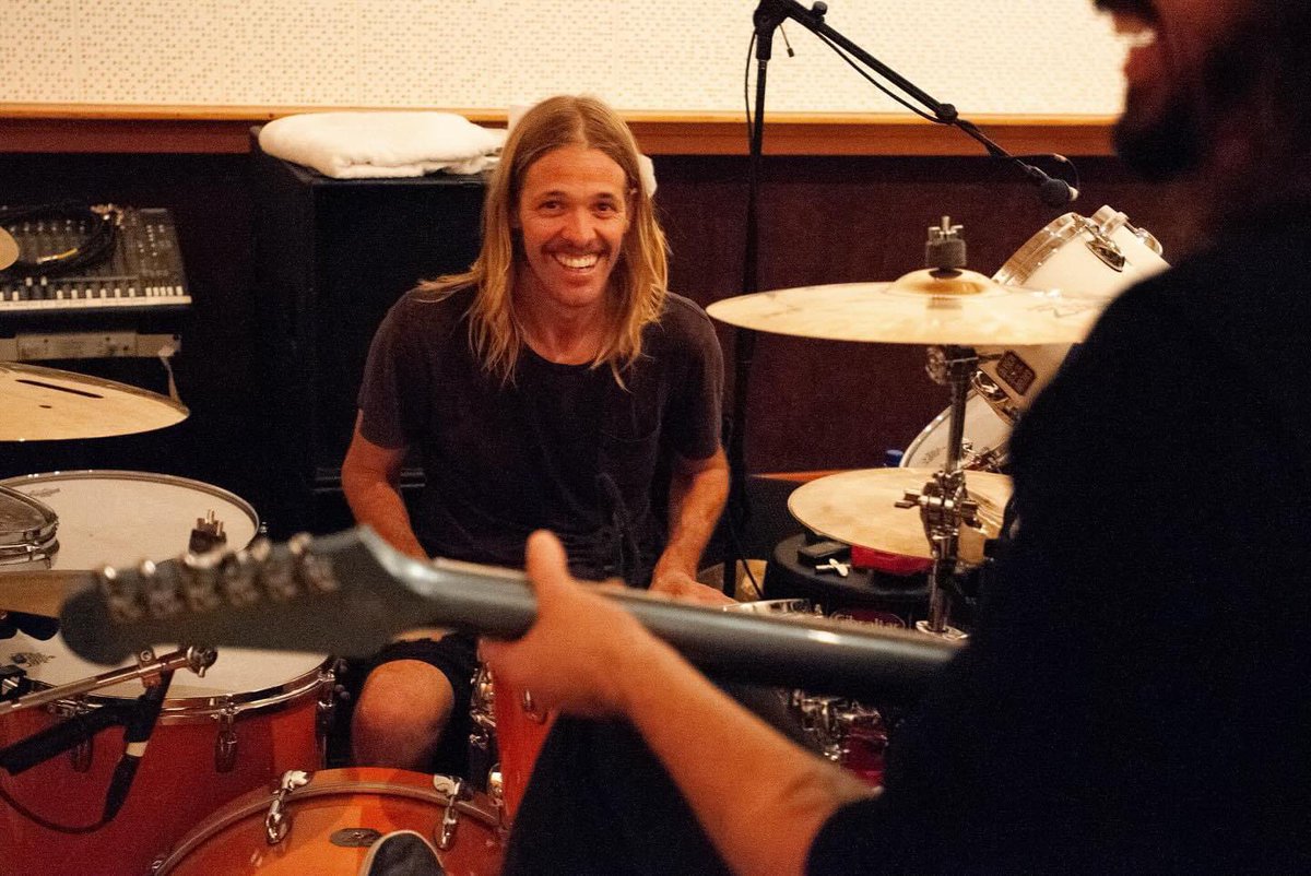 ♥️♥️♥️♥️♥️

<a href="/taylorhawkins/">Taylor Hawkins</a> <a href="/foofighters/">Foo Fighters</a>