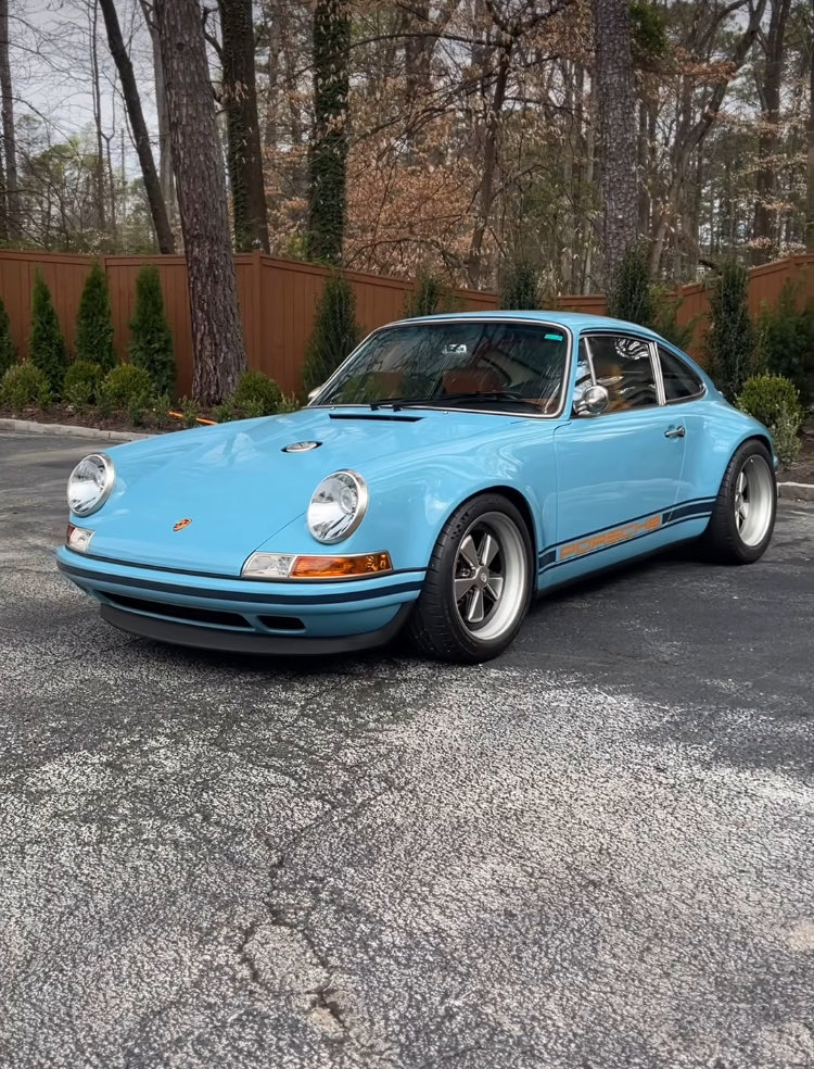 Love this blue beauty 🩵 #singer911 #singervehicledesign