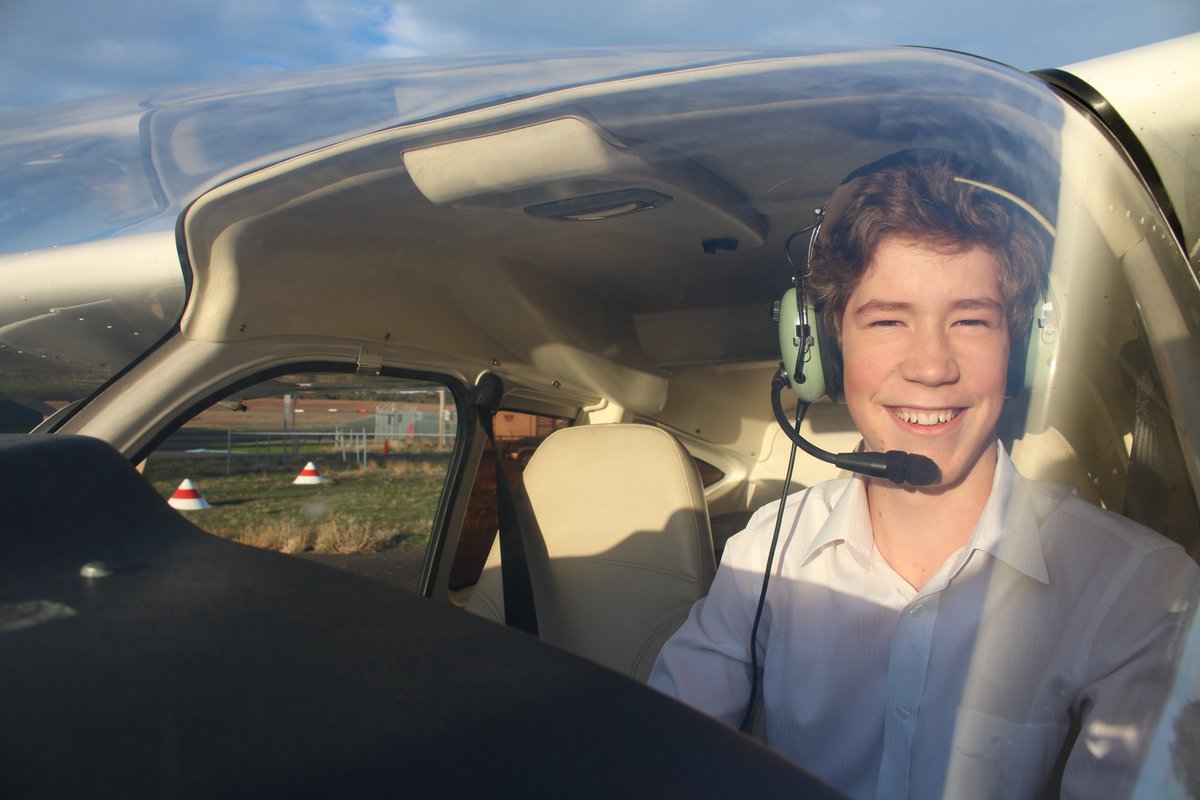 Pilots in South Australia, NRHA member @AngelFlight needs you! Your flying could be the vital link for rural residents needing care. Be inspired by @Solomon Cameron, their youngest pilot, in our latest edition of Partyline ruralhealth.org.au/partyline/arti… #AngelFlight #RuralHealth